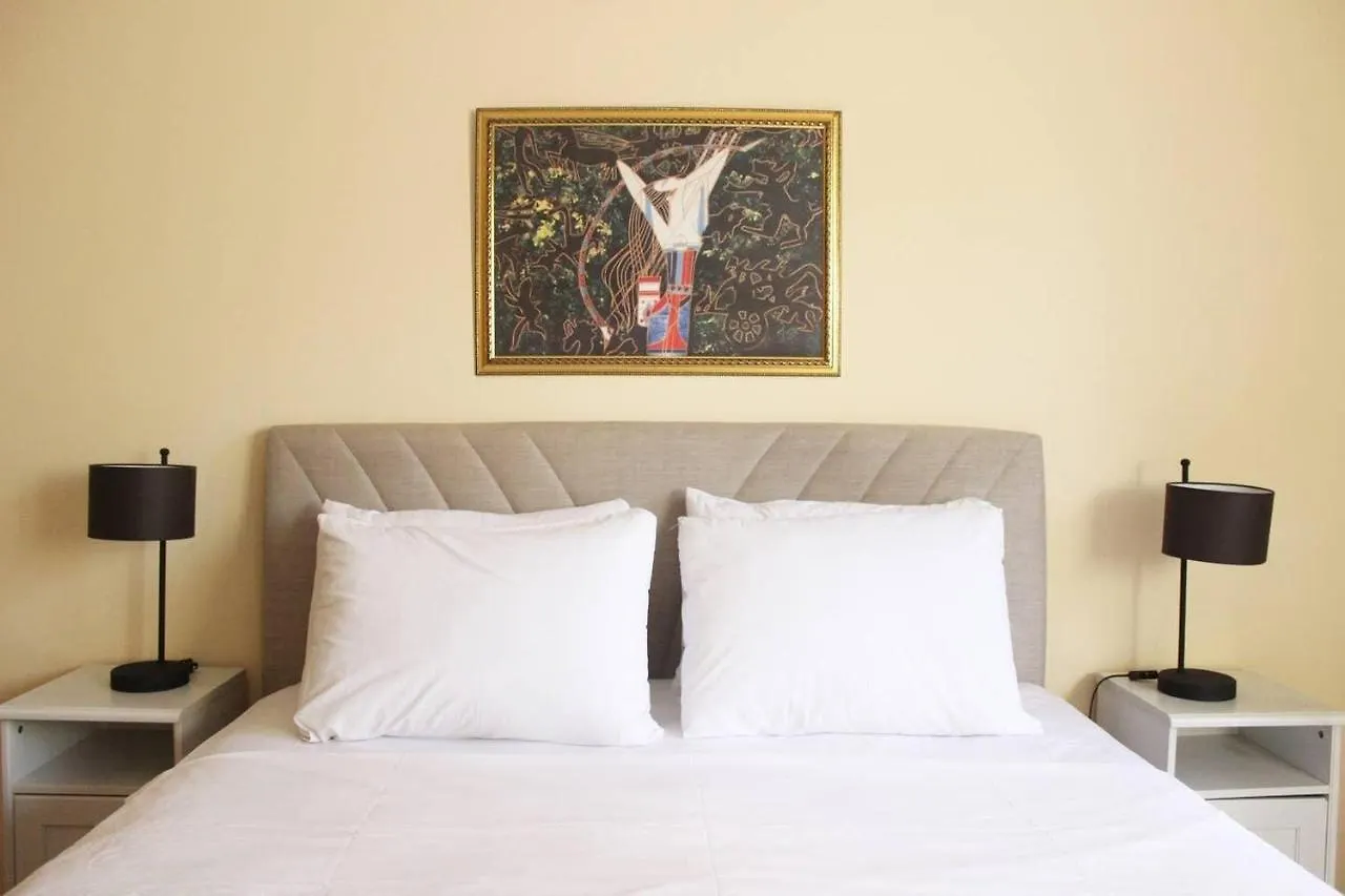 Comfortable, Near Sabiha Gokcen Airport And Viaport Shopping Center 2 Br Apartament Stambuł